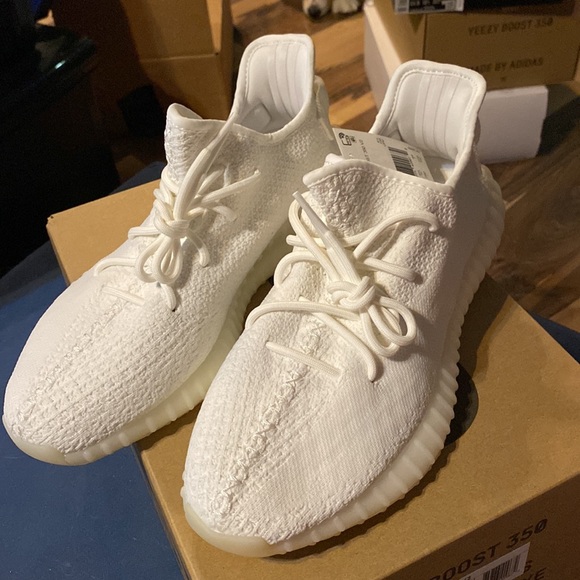 Adidas Yeezy Boost 350 V2- Size 10 - Picture 5 of 8